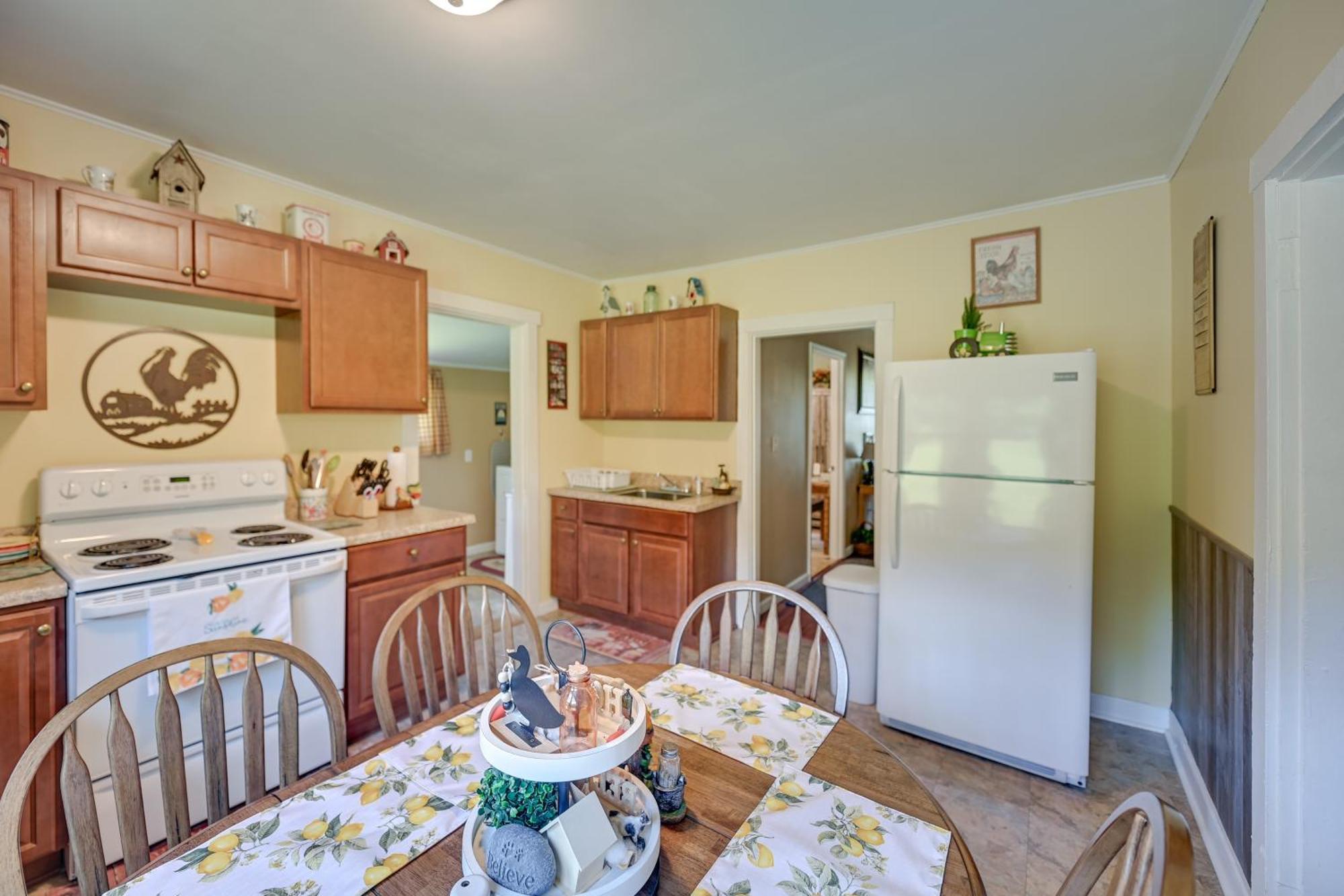 Grandmas Farm House On 125 Acres With Fire Pit! Beattyville Εξωτερικό φωτογραφία